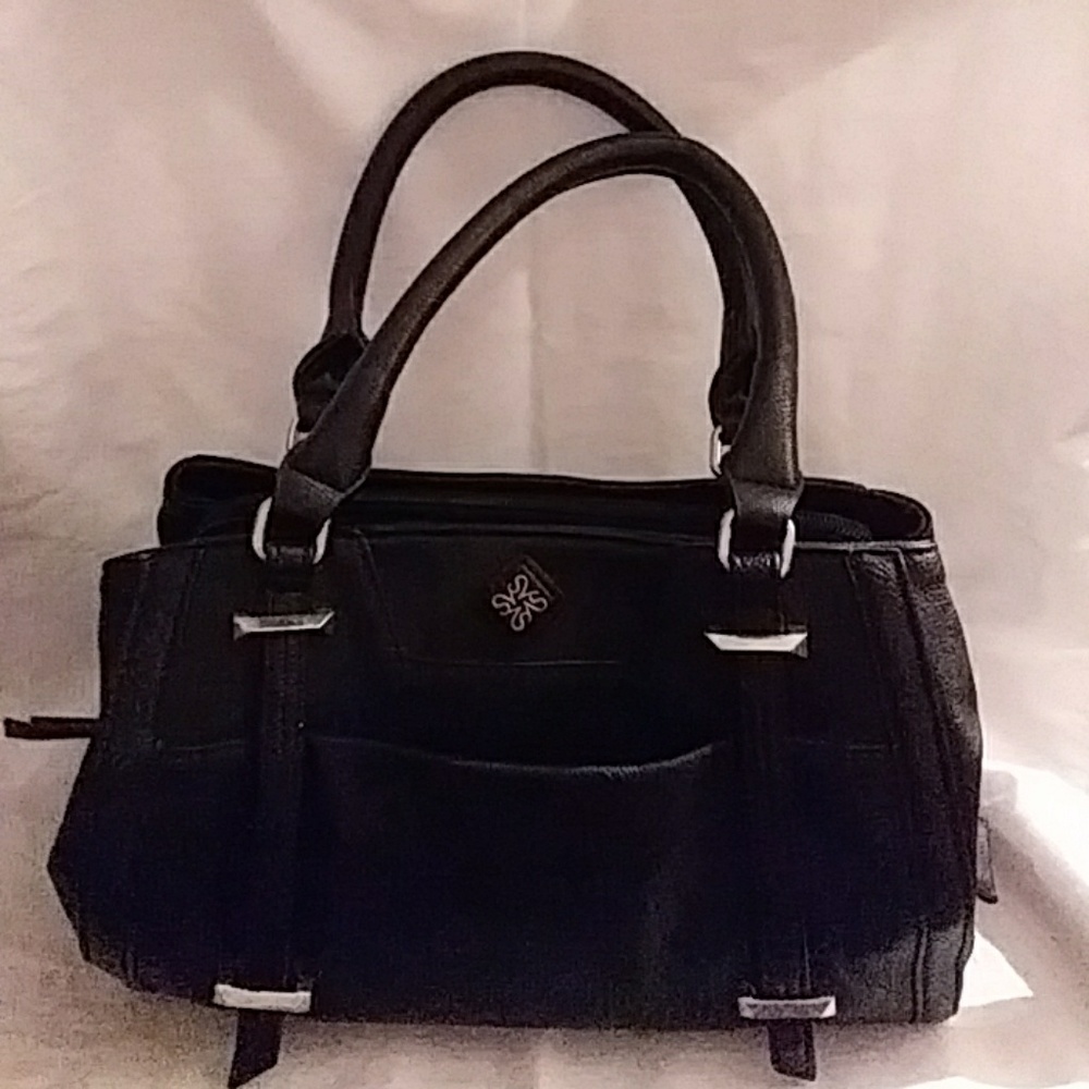 Vera Wang black purse